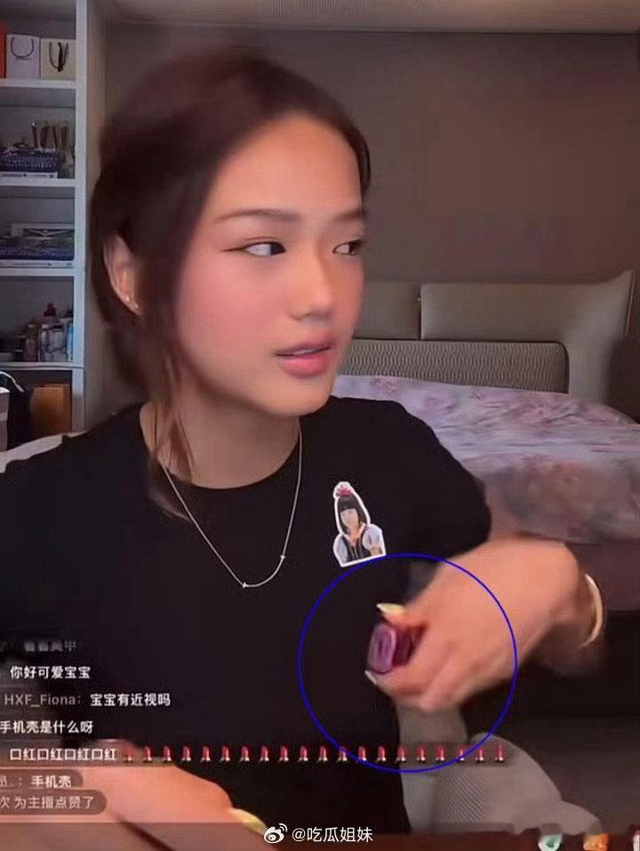 钟丽缇二女儿才18岁 钟丽缇不止一次夸二女儿很自律 钟丽缇不止一次夸二女儿很自律