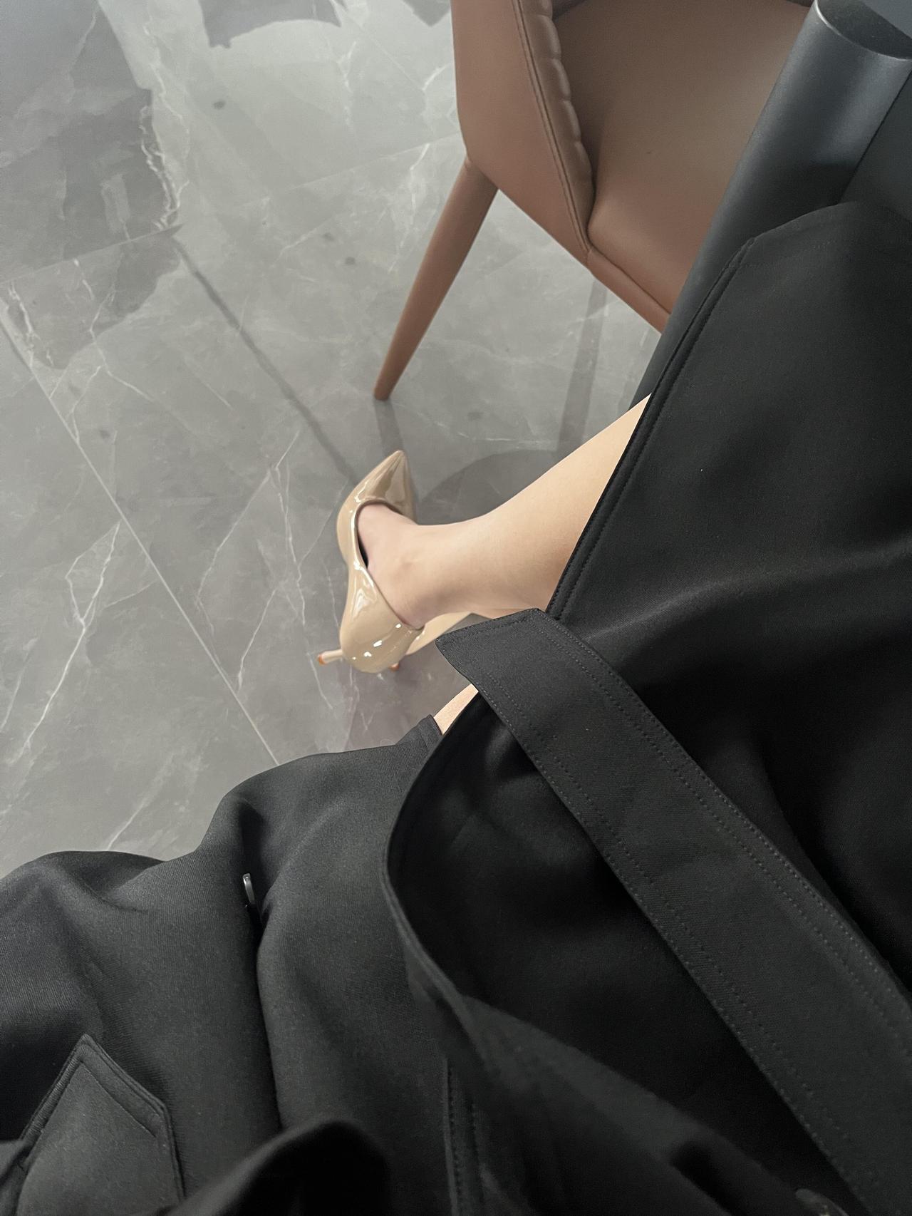 裸色更显温柔风情万种的女人是什么样的?
