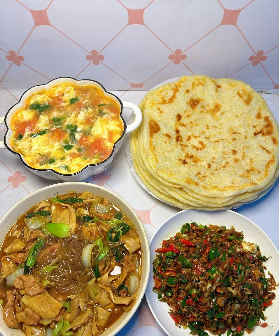 晒图笔记大赛必须对自己好点，偶尔减脂餐偶尔碳水