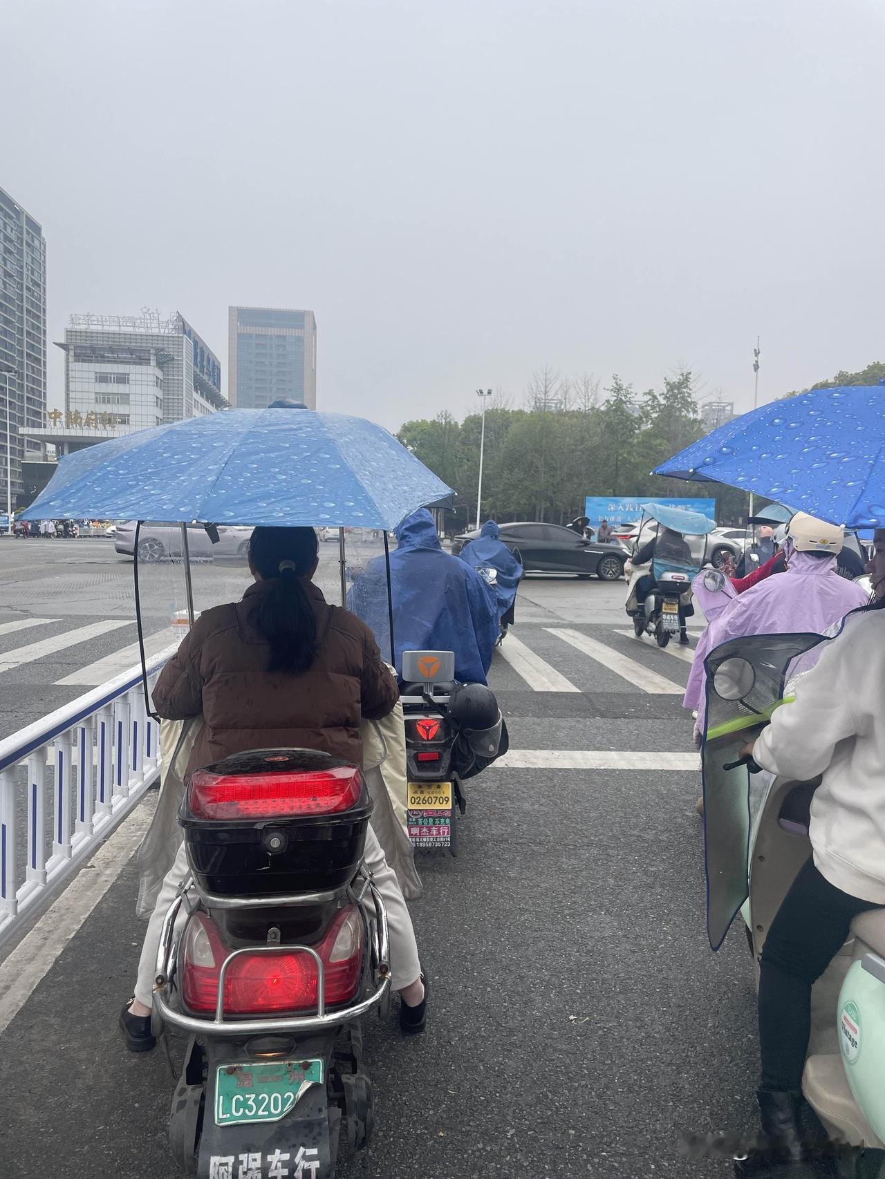 大家在做梦的时候，有没有梦到过一个完全陌生的人？