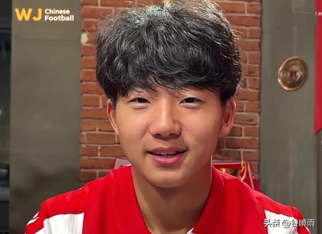 U17国足核心万项入选塞尔维亚U19第一轮联赛最佳阵容！
万项本赛季在塞尔维亚贝
