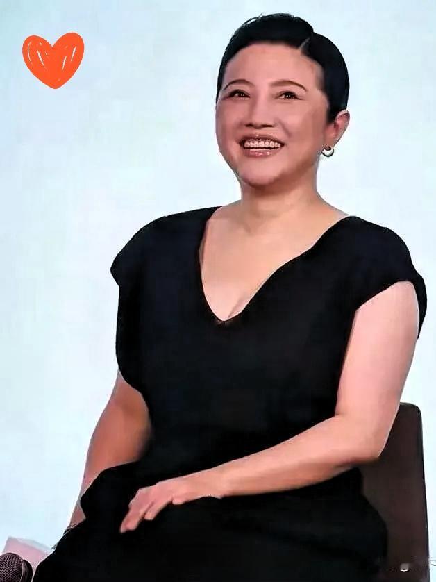同样是“忘年恋”，凭啥颜丙燕被夸，张纪中却遭群嘲？
 
真有意思，同样是年龄差悬