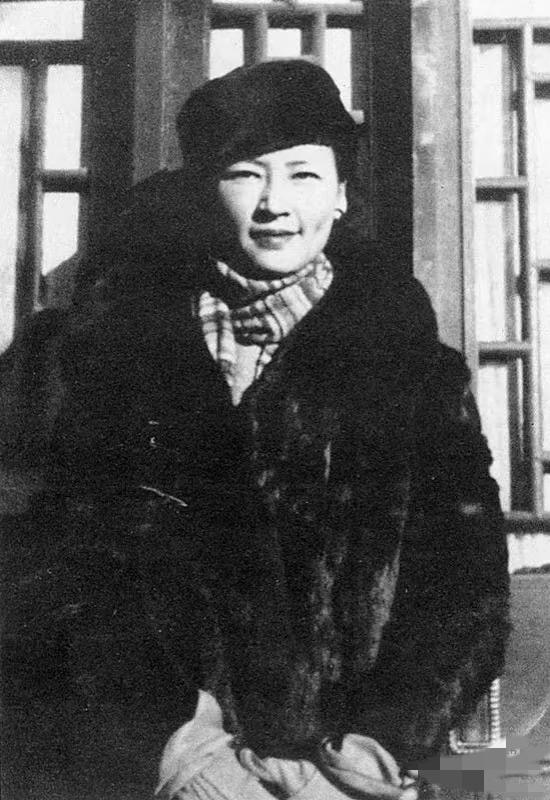 为什么说，林徽因的衣品，一直都为大家所称道，放在现在也不觉得过时？
其实是因为林