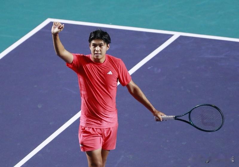 🎾网坛新星勒纳·钱职业生涯重要战绩：

2024年ATP新生代力量总决赛冠军；