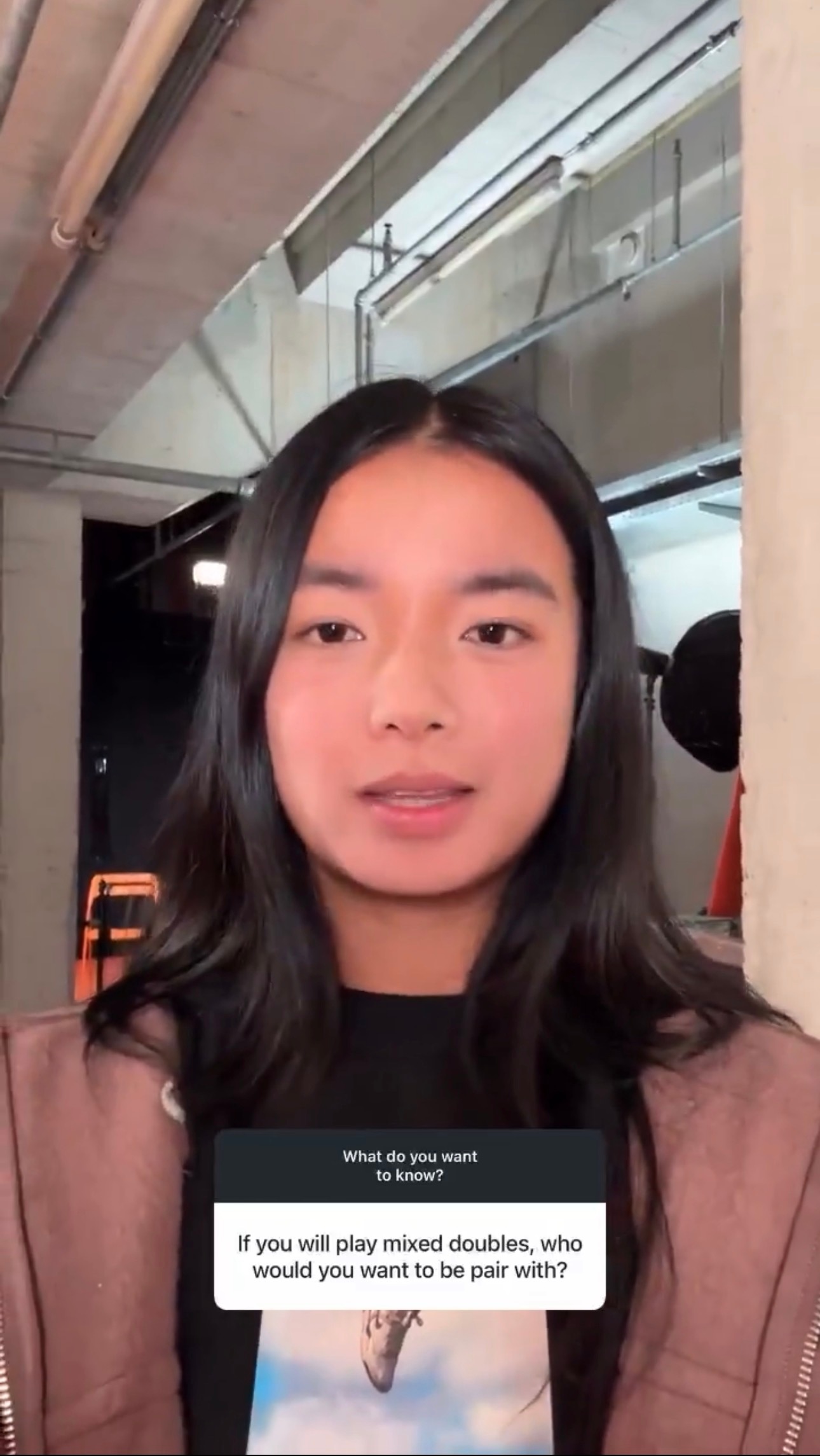 伊埃拉接受社媒小采访时选混双搭档，她的心愿清单是：德约科维奇、阿尔卡拉斯以及丰塞