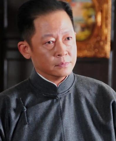王志文说：“不要操心任何人，哪怕是家人，不过度参与他人的生活，哪怕是最亲的人。”