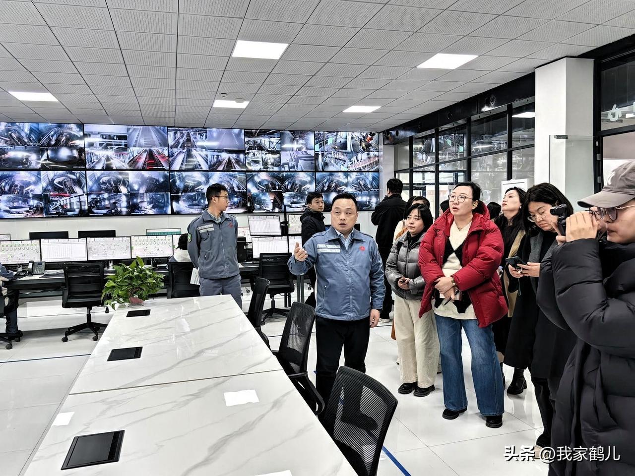 人力资源和社会保障部“春暖助团圆 春风促就业”采访团走进甘肃省兰州新区。（图源网