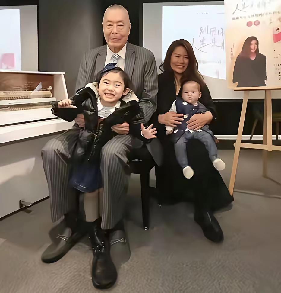 艺术家主打一个超凡脱俗！他们的生活和我们普通人的生活截然不同，主打一个狂飙模式。