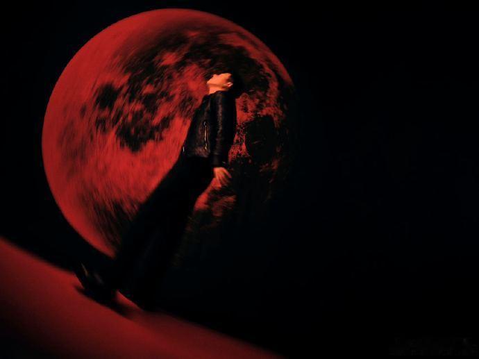 第一个狼塑欧豪的人简直是天才  不得不赞叹，首位狼塑欧豪之人实在是独具慧眼。在尖