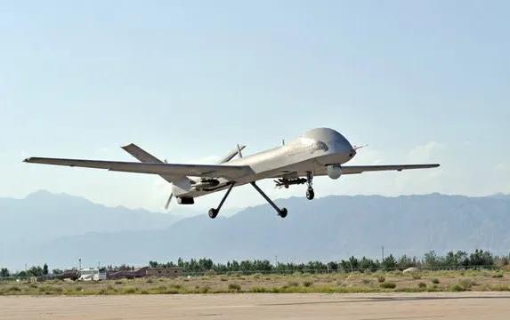 中国出口的无人机无法攻击中国，接近边境就掉头。土耳其近日对中国一款中型察打一体无