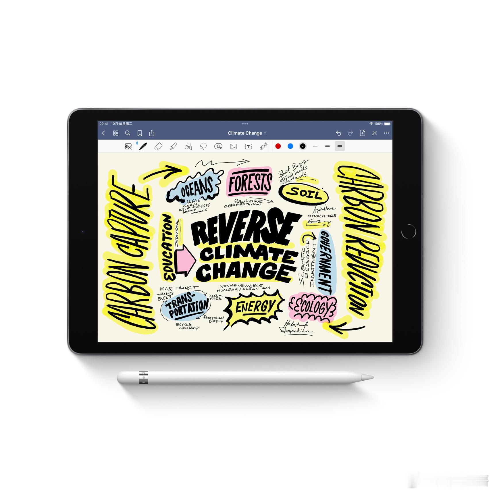 Apple Pencil第1代发布于2015年，采用Lightning直插充电、