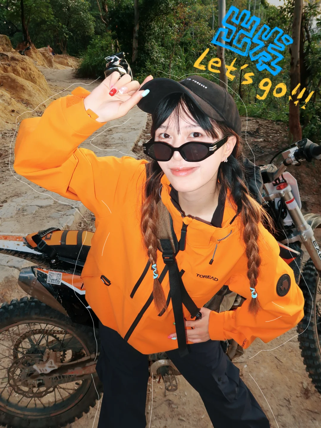 果然还是越亮色的冲锋衣越容易出片！