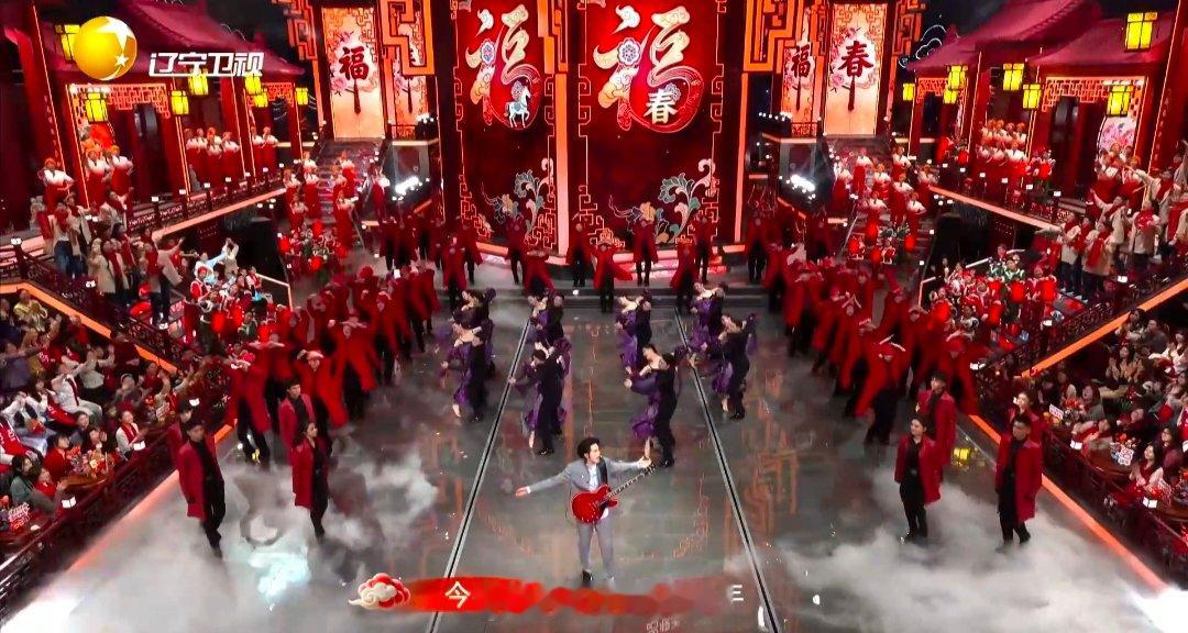 于适骑马归家上辽宁春晚于适辽宁春晚吉他弹唱梦回巴太辽宁春晚 双向奔赴的美好！于适