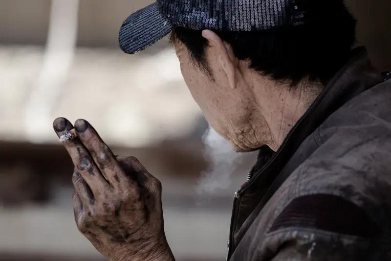 界面调查｜血铅超标工人，挡在“劳动关系”门槛外在此次界面调查中发现，那些血铅超标