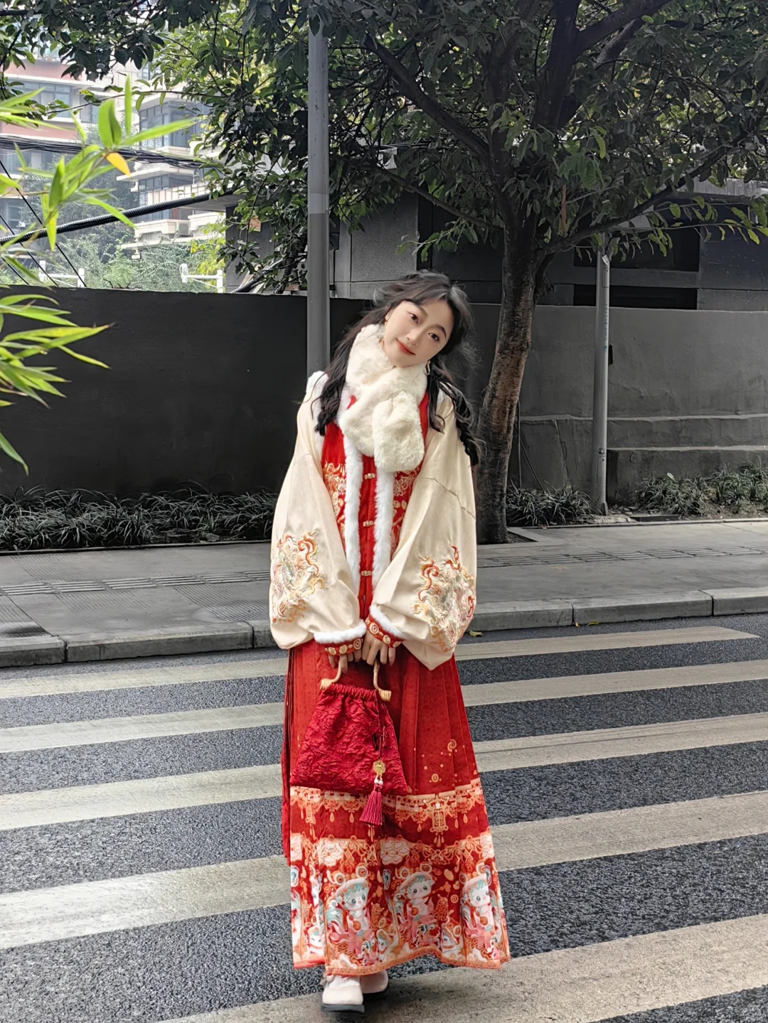穿汉服去拜年