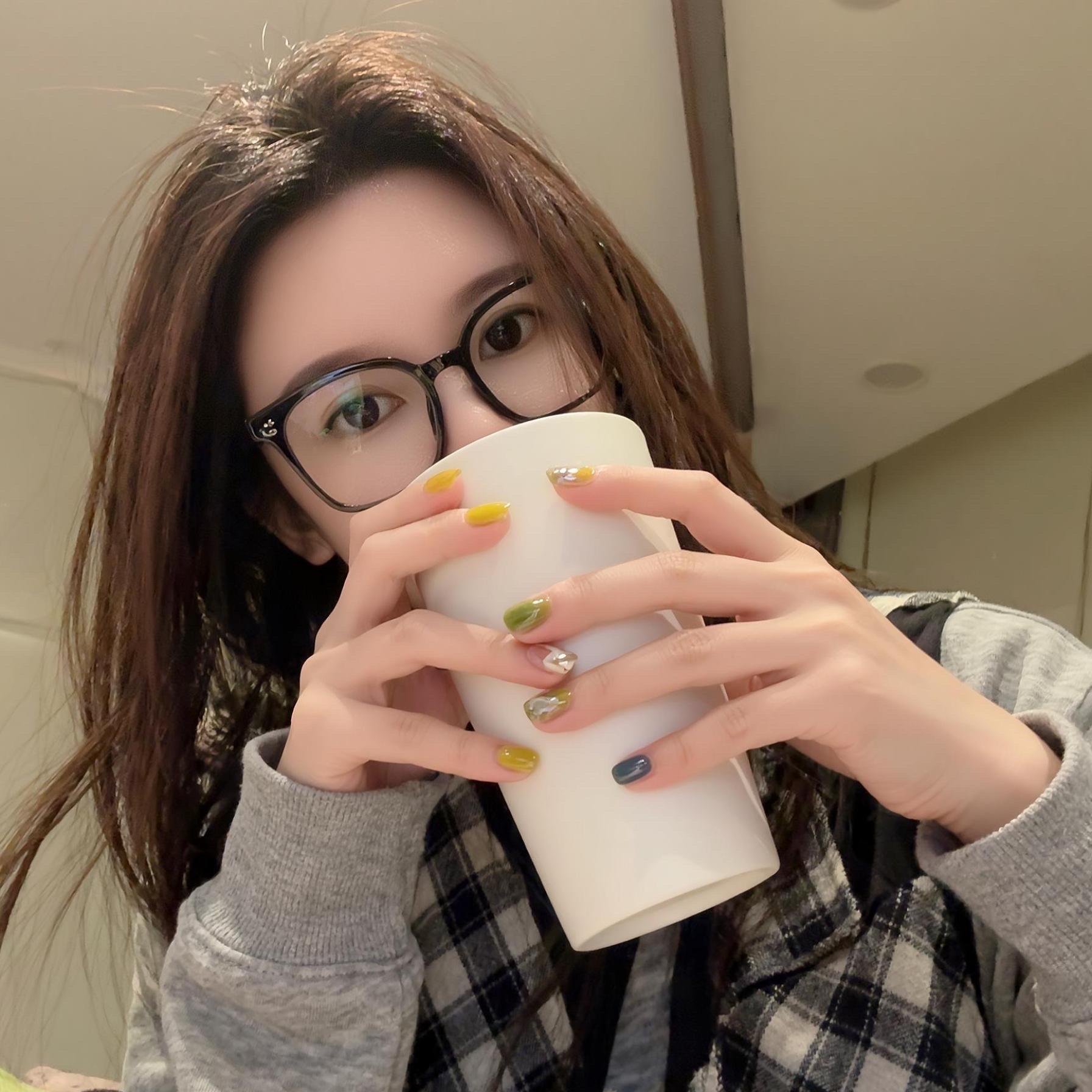 这音乐真是绝了，从左到右再到头顶，再 到后脑勺