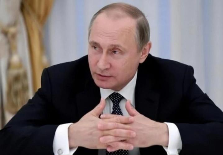 普京记者会爆猛料！被问“恋爱没”，他直接说“是的”！11年空白炸出柔情

12月