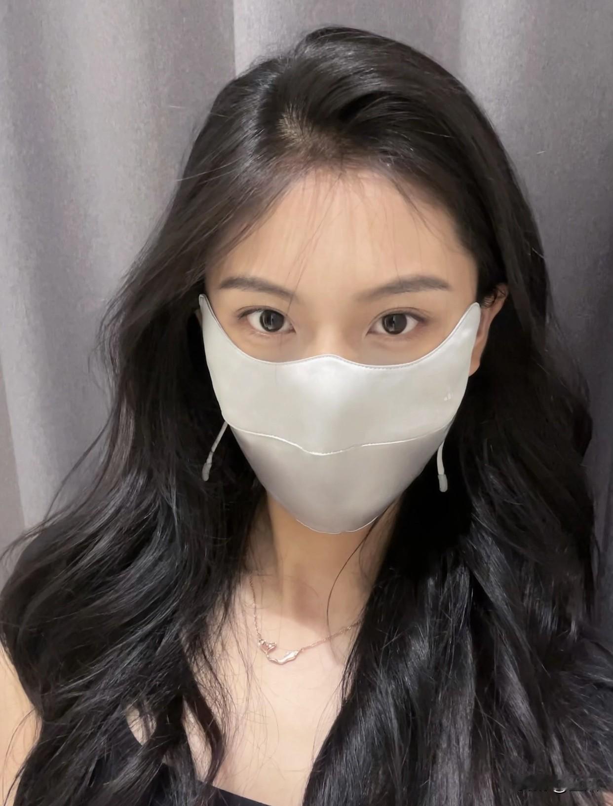 什么样的女人更有魅力乐观的女人有吸引力，能积极面对生活中的困难。