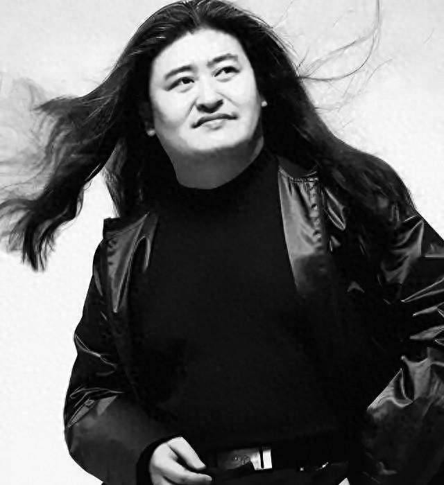 刘欢猝然离世！9天定终身的浪漫，30年讲台的坚守，全成绝响