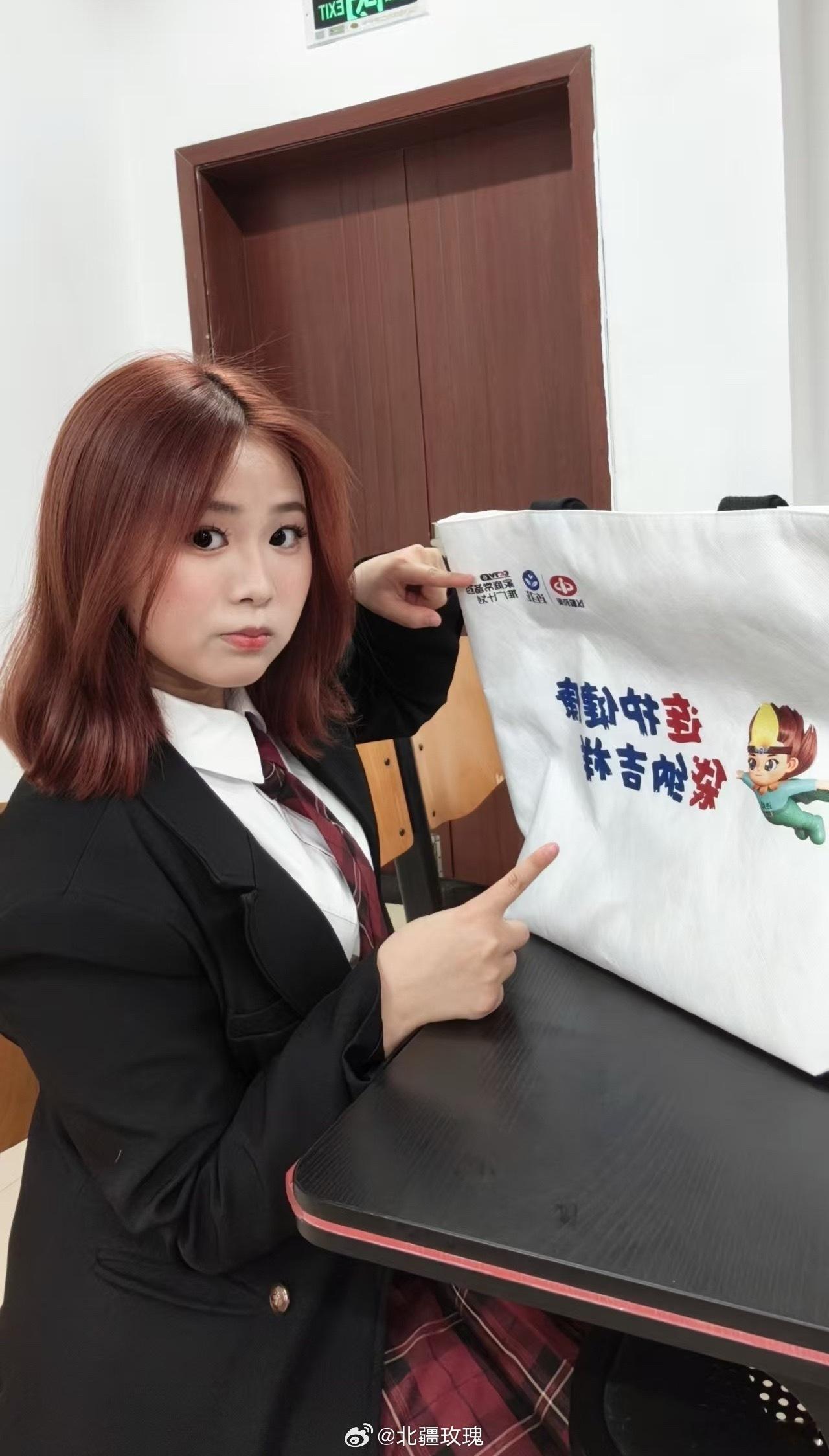 感冒第一天对谁都不感冒了一感冒瞬间清心寡欲，浑身酸软无力，心动奶茶八卦全清零，什