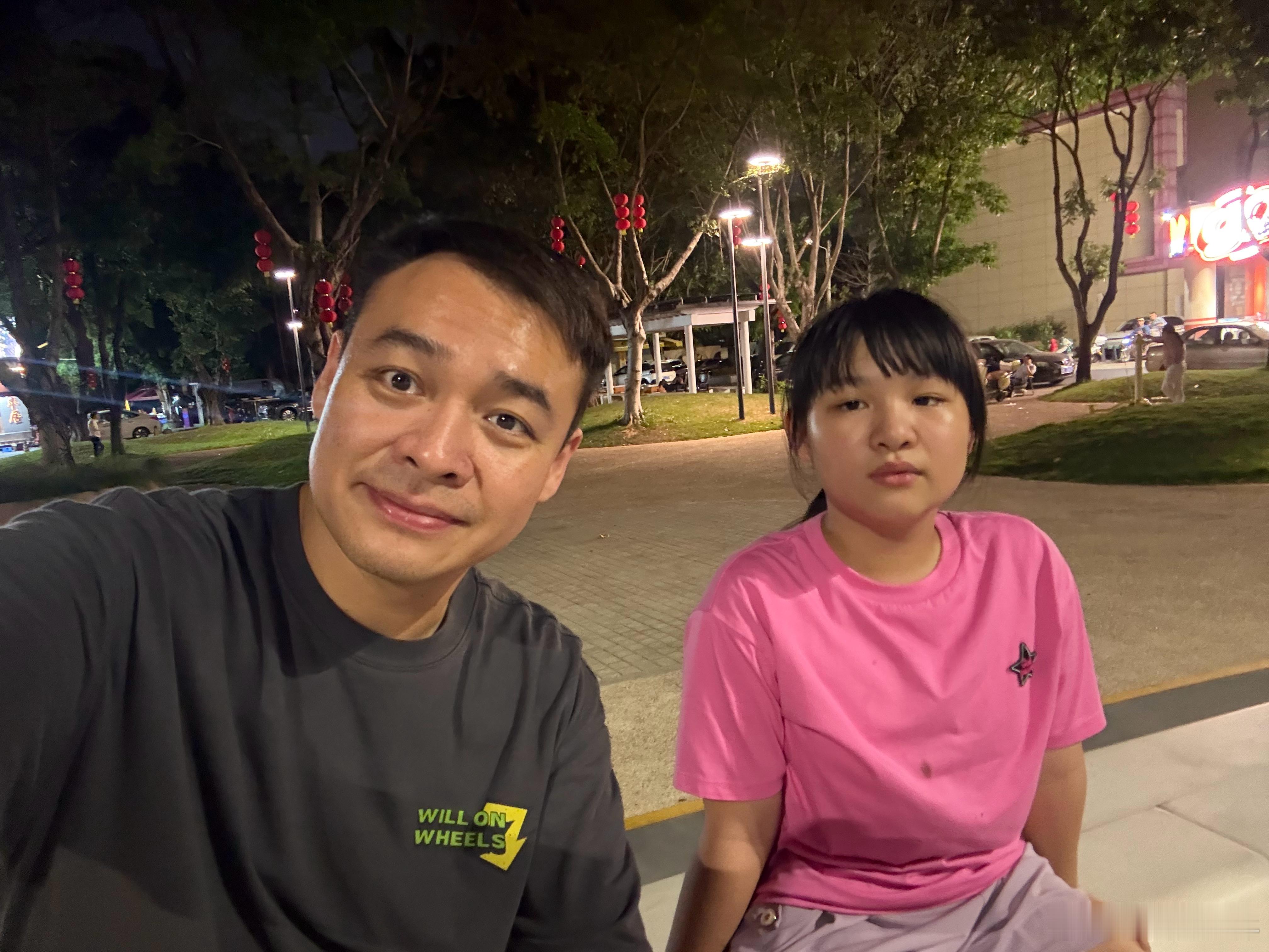 今日没发过微博，随手发一条！这是老芸！ 