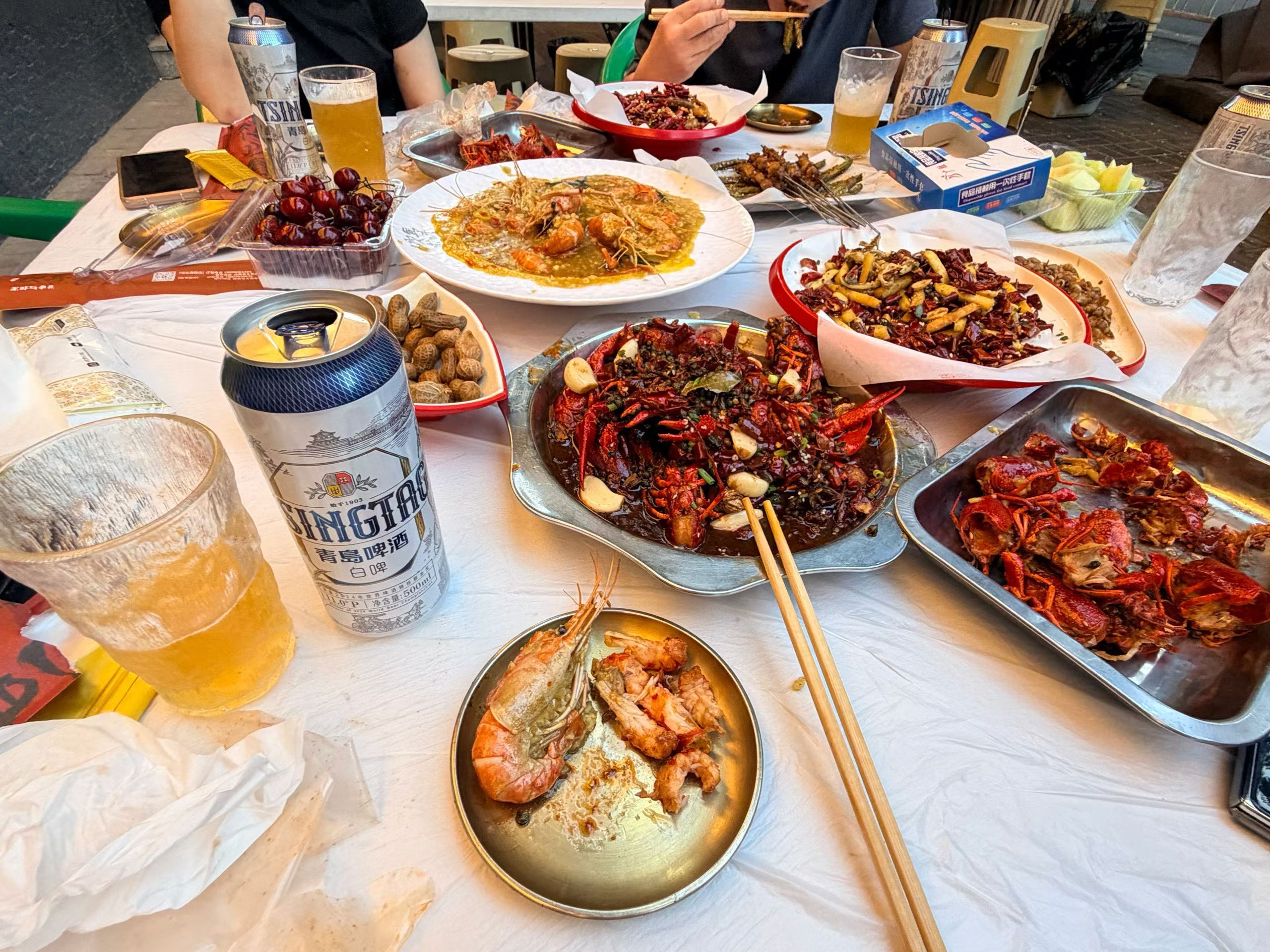 周末休息出来拉票了