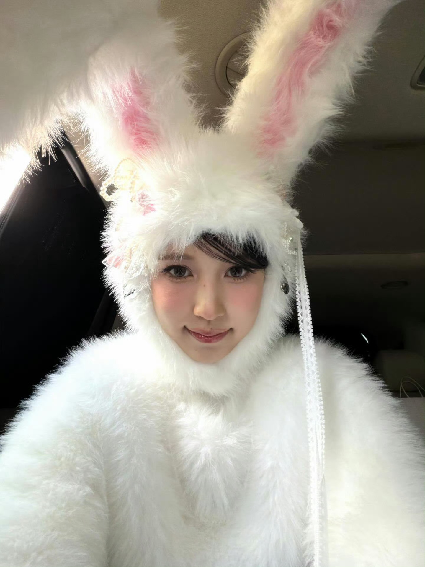 跟着女宝学萌萌自拍～🐰🫧🍓 