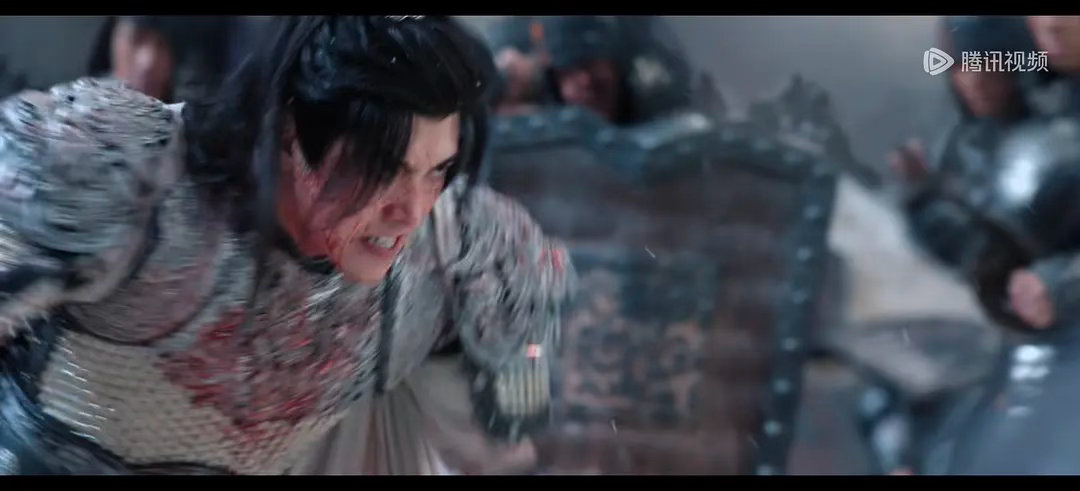 阿瑟的镜头拍的也太面目狰狞了，能不能学学张凌赫 