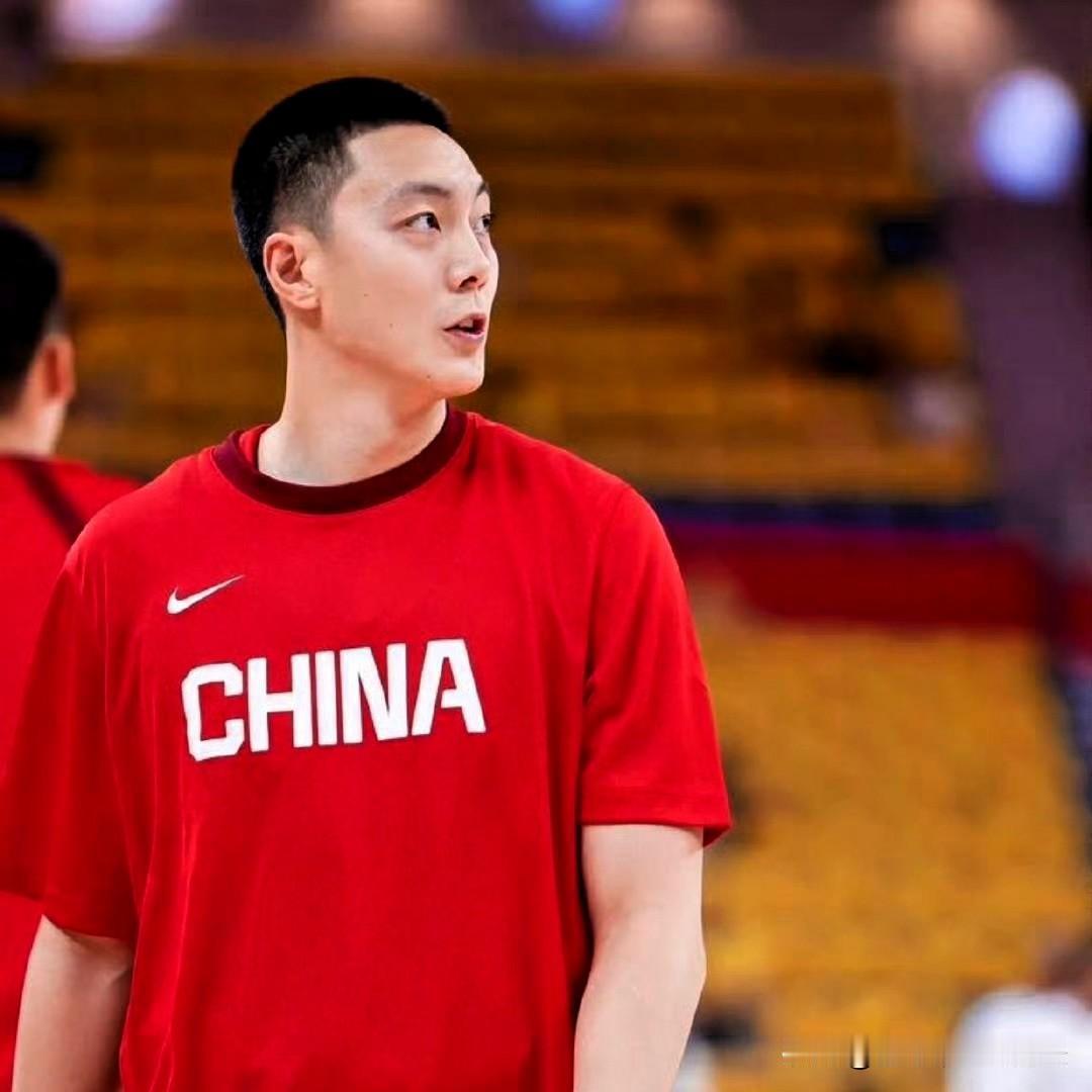 郭士强突然开窍，背后定有高人指点，亲布“疑兵之计”！打日本队前一个决定会让对手措