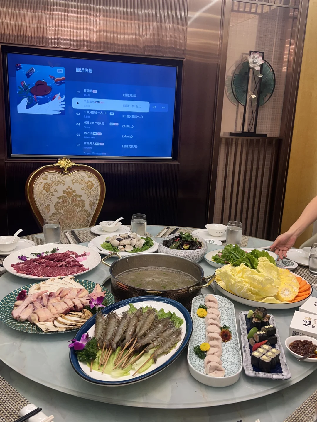 （珠海）原来老广们都爱来这种店聚餐。。。