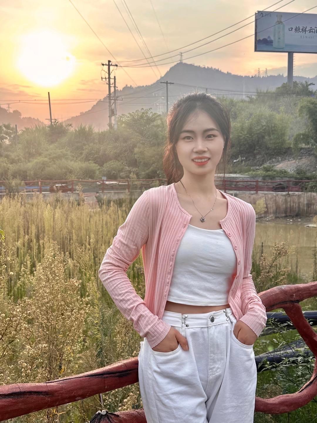 父母催你成家 亲戚劝你别再挑了 凑合凑合得了 媒人说差不多就定下吧 可...