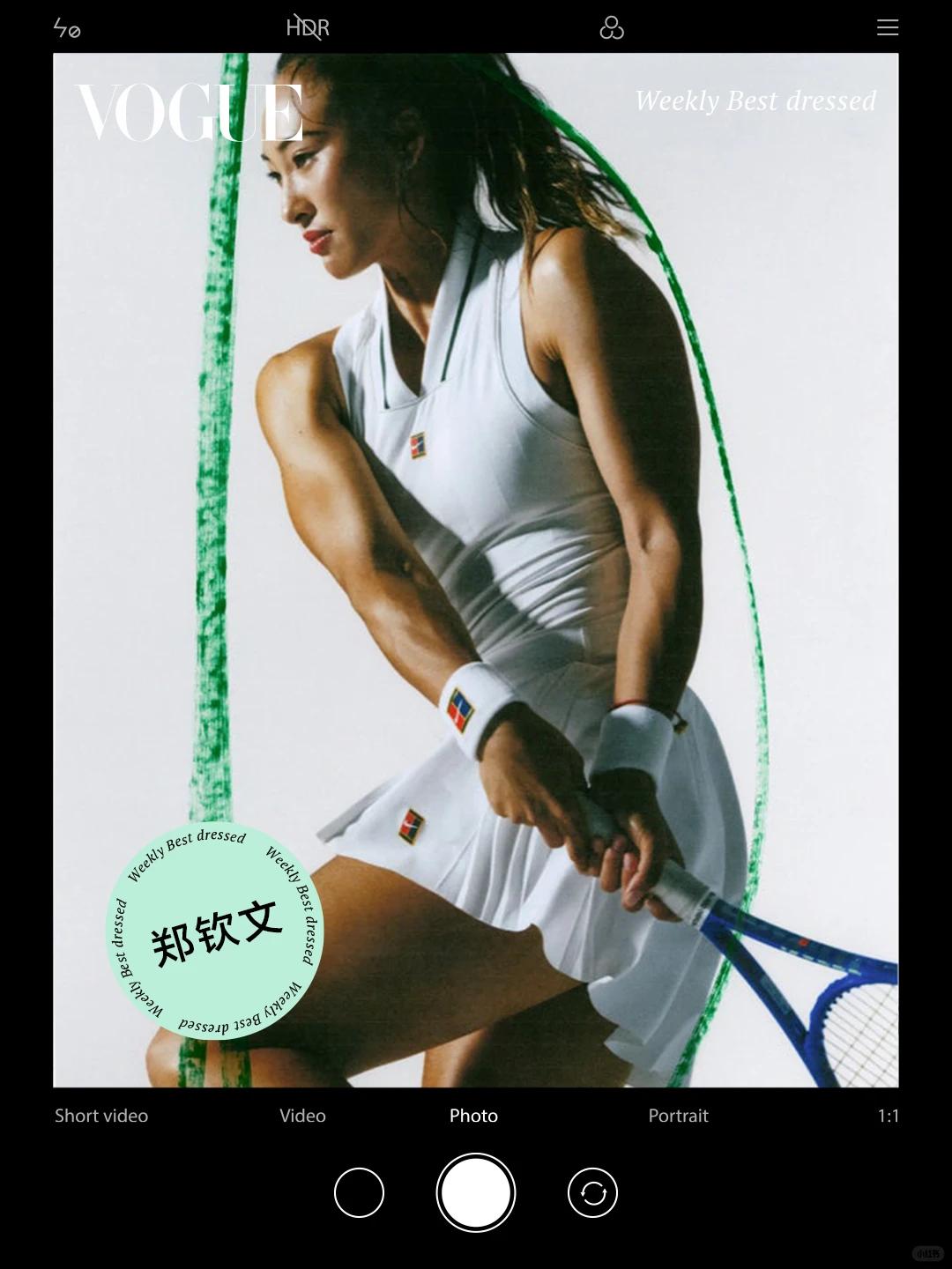 今年温网纯白战袍各有亮点，风格完全不撞款。 
郑钦文这套 Nike 学院风超耐看