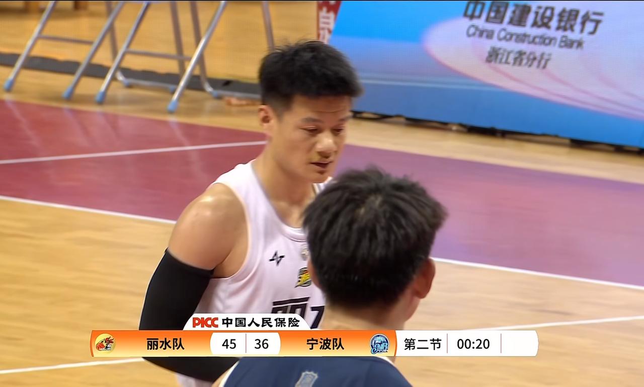 丽水18分大胜宁波队！徐敏伟真的真的太强了！
浙BA后场最强组合，没有之一！倪豪