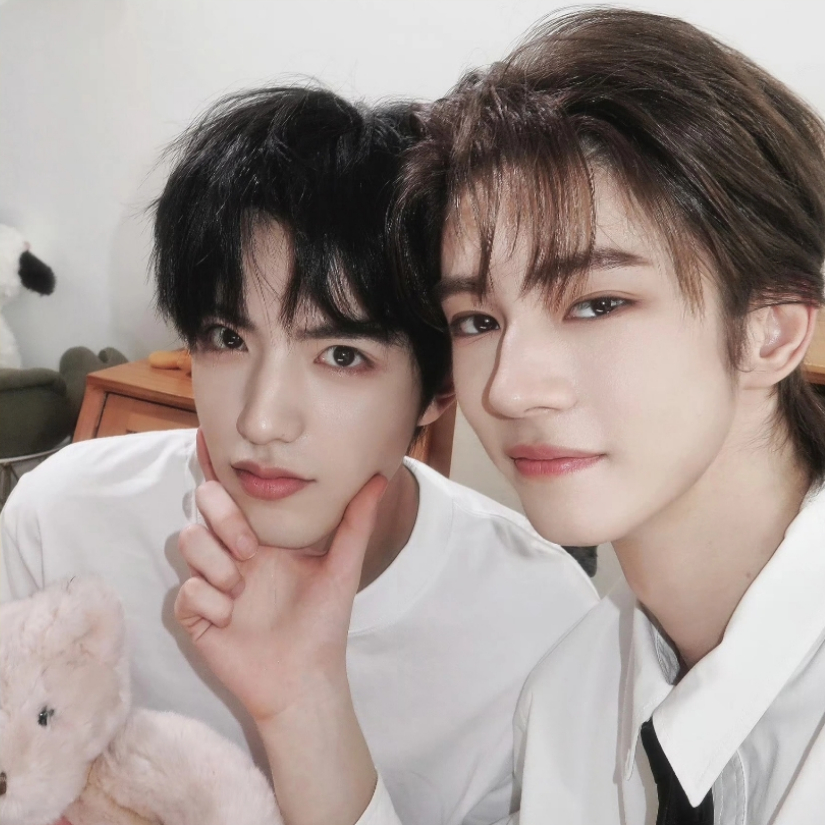 天定良元 💜💙天定良元“你是我最珍贵的人生限定.” "𝒴𝑜𝓊 𝒶𝓇