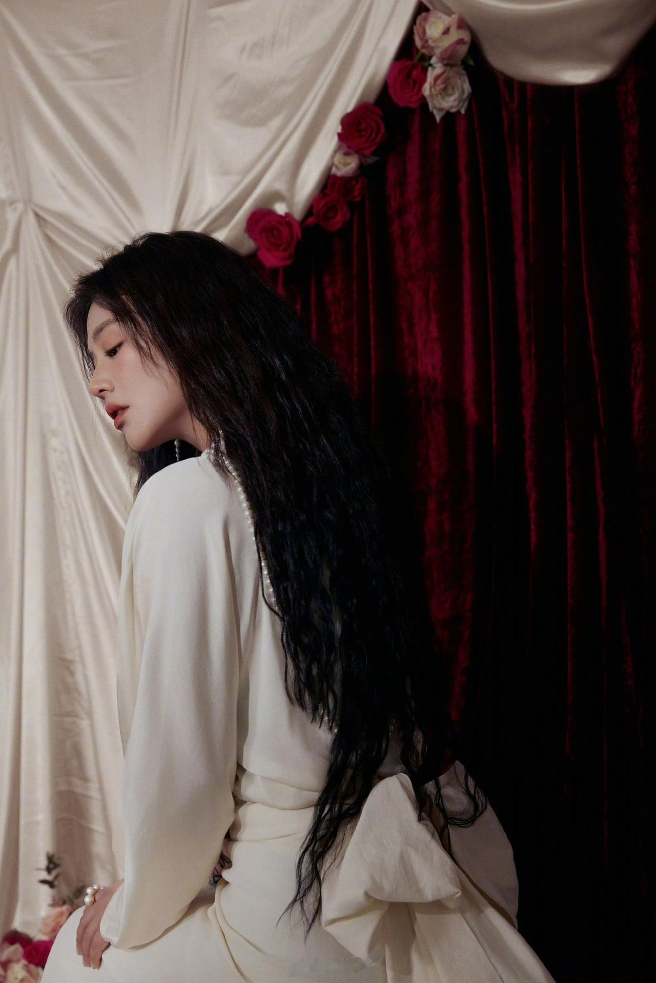 画中走出来的女神[害羞]
马思纯 娱乐