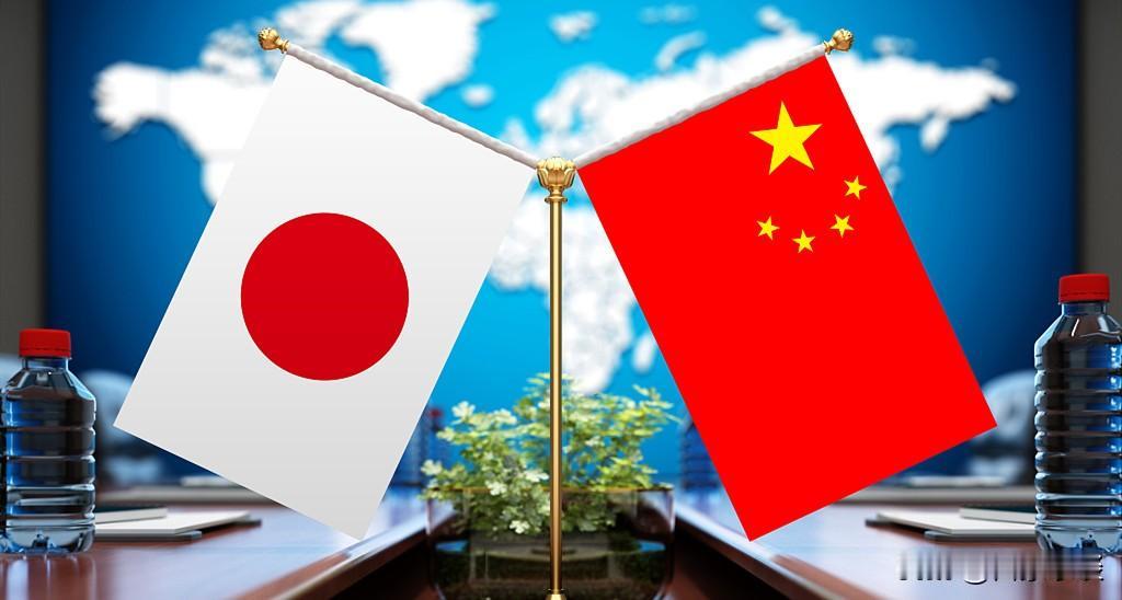 不让对方开第一枪，也不会让对方有开第二枪的机会？因为现代战争，不再是第一枪、第二