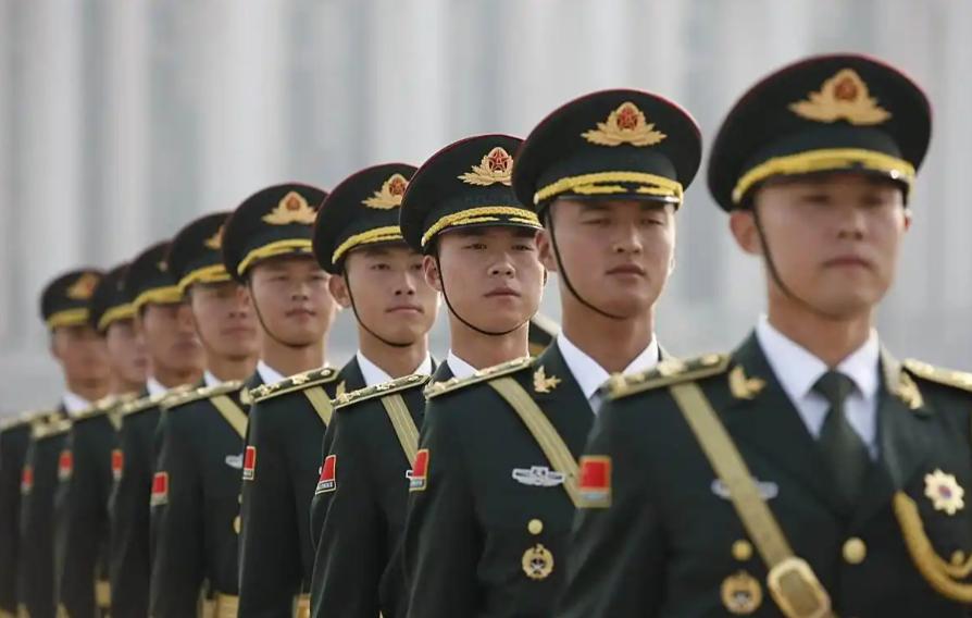 海空突发！一觉醒来，解放军发布重磅消息


7月31日，在八一建军节即将来临之际