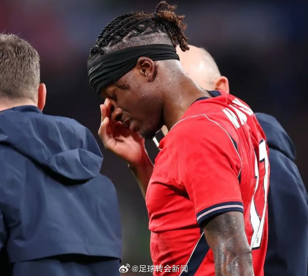 10名提前退出本期国家队的阿森纳球员中，有4名参与了本场对南安普顿的比赛，其中1