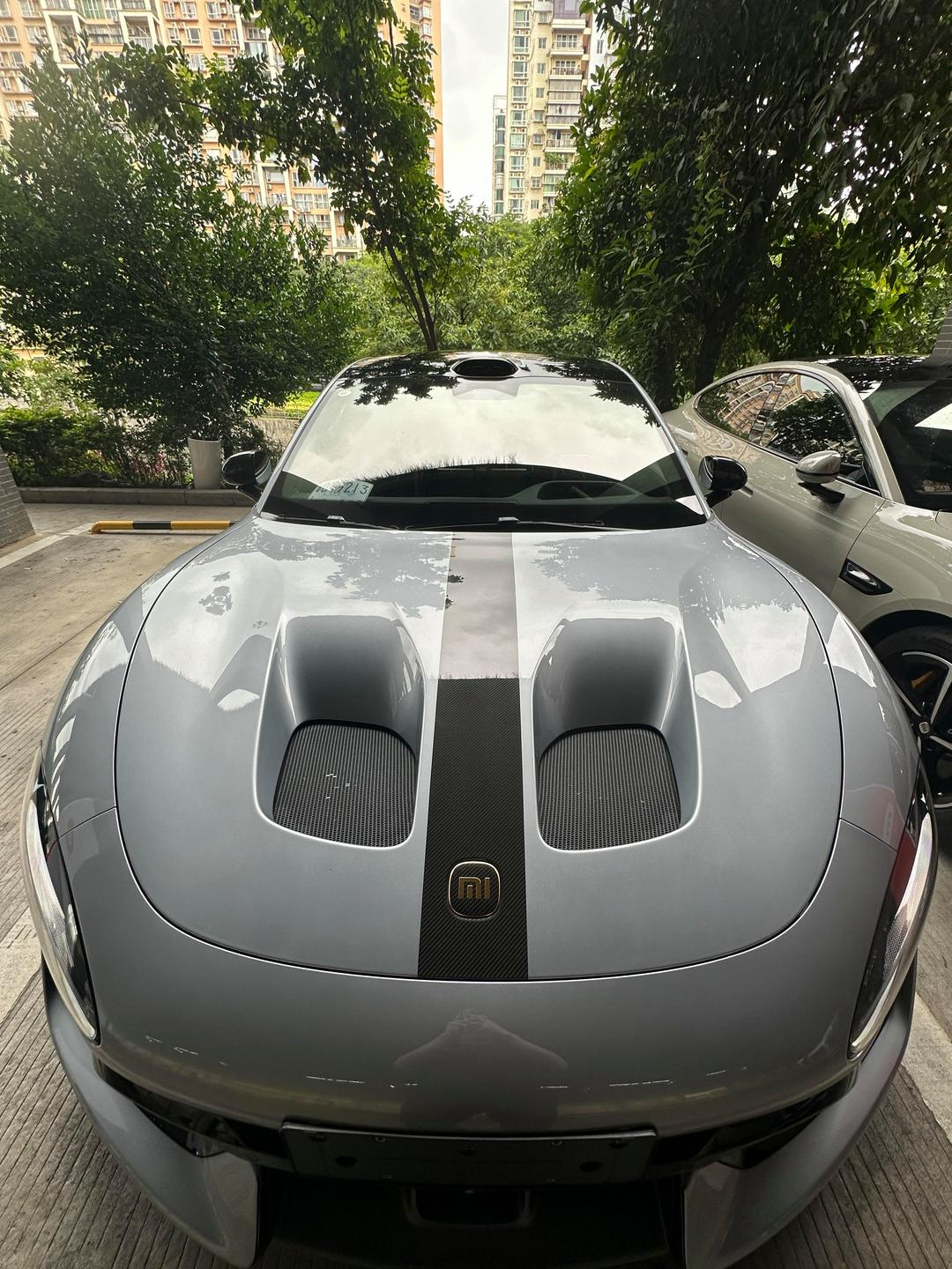 小米“汽车的机盖”外观专利正式获授权，核心设计就是SU7 Ultra上争议不断的