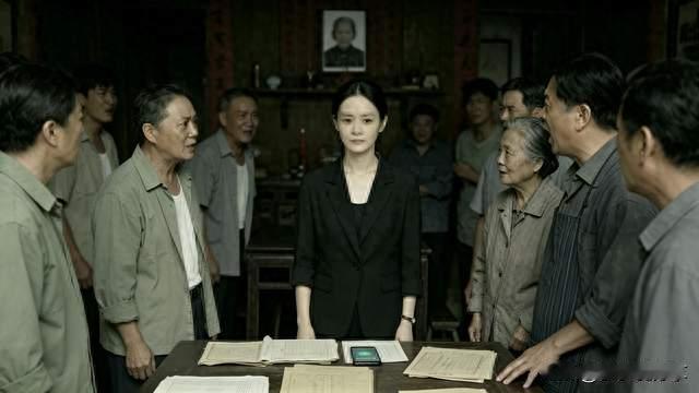 婆婆刚走全家都来搬东西，我甩出探视本，三句话说得他们哑口无言