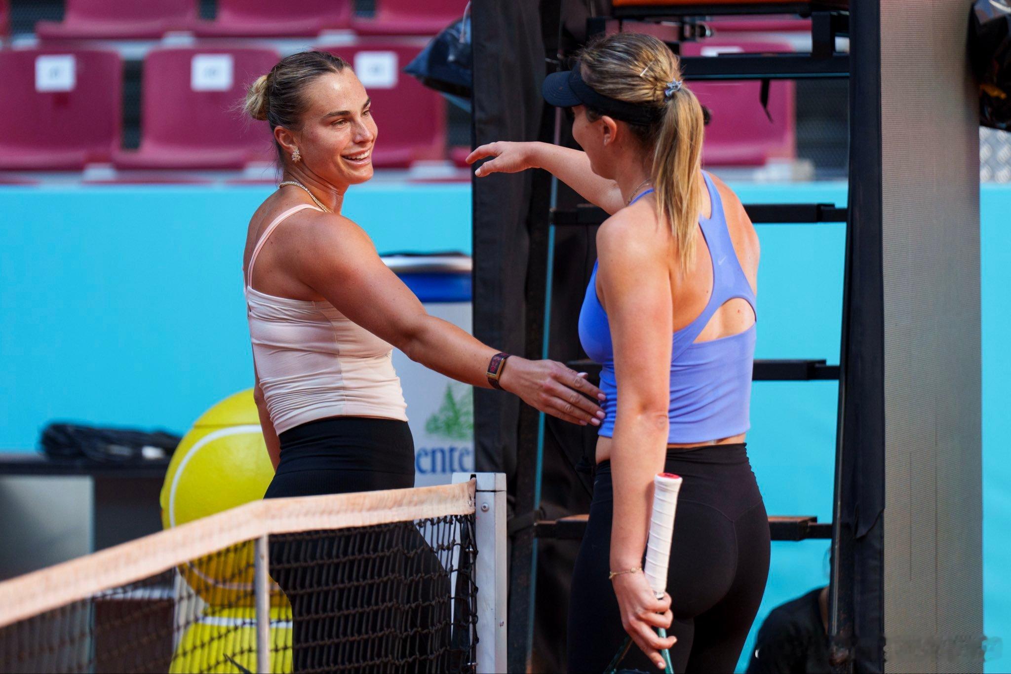 萨巴伦卡，巴多萨好姐妹相聚马德里两个人关系匪浅，在马德里聚头了wta