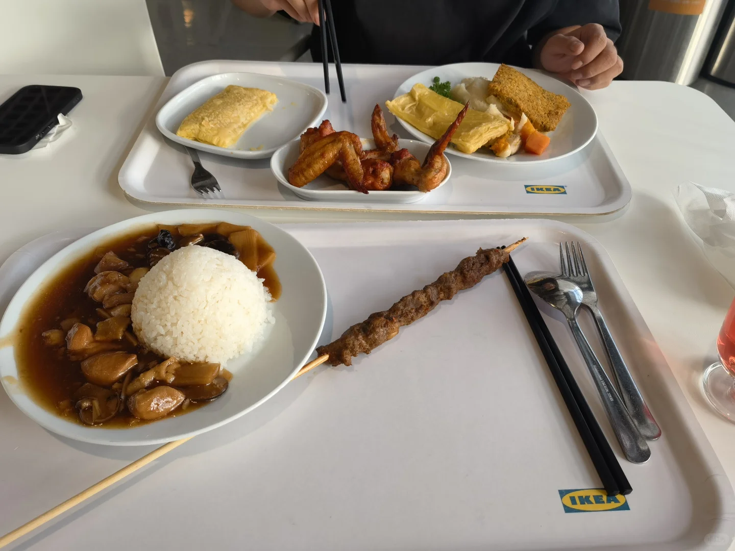 宜家的美食？难吃，难喝。