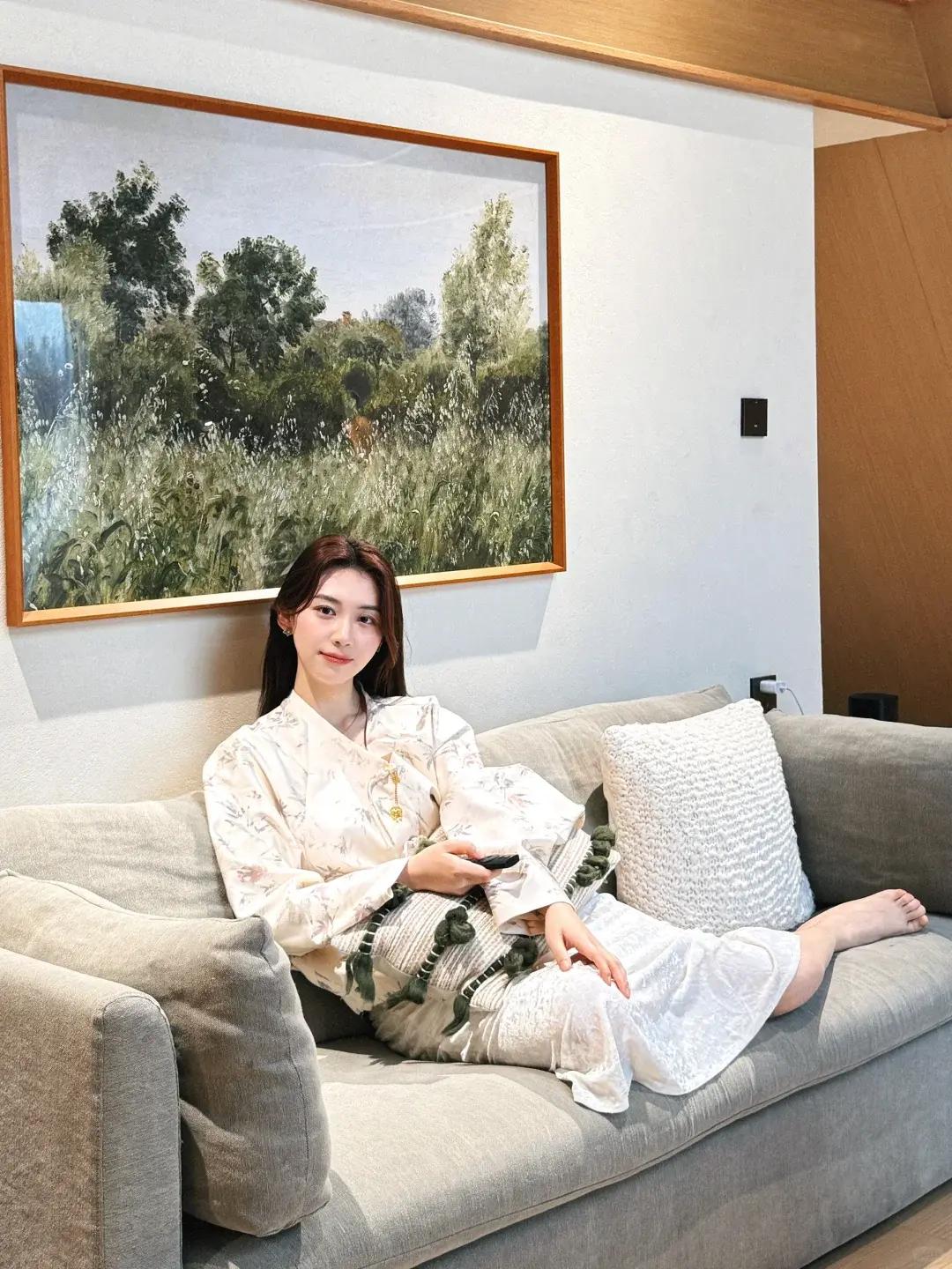 如果吻她一下会穷三年，但你愿意吗