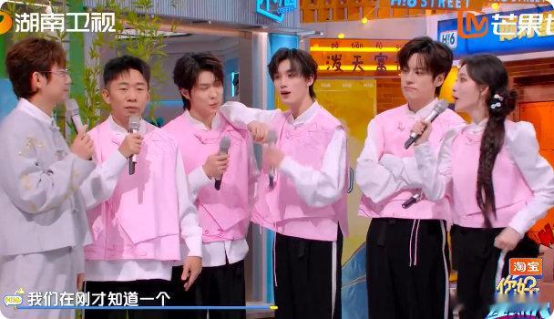 孟子义杨迪对抗路卧底孟子义面对杨迪的自爆反水，居然能这么快组织语言抗辩，每句话都