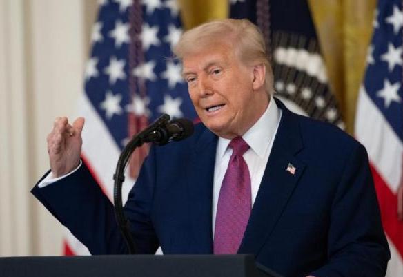 就在刚刚！
 
根据新华社报道，特朗普突然官宣退出北约“已成定局”，全球格局迎来