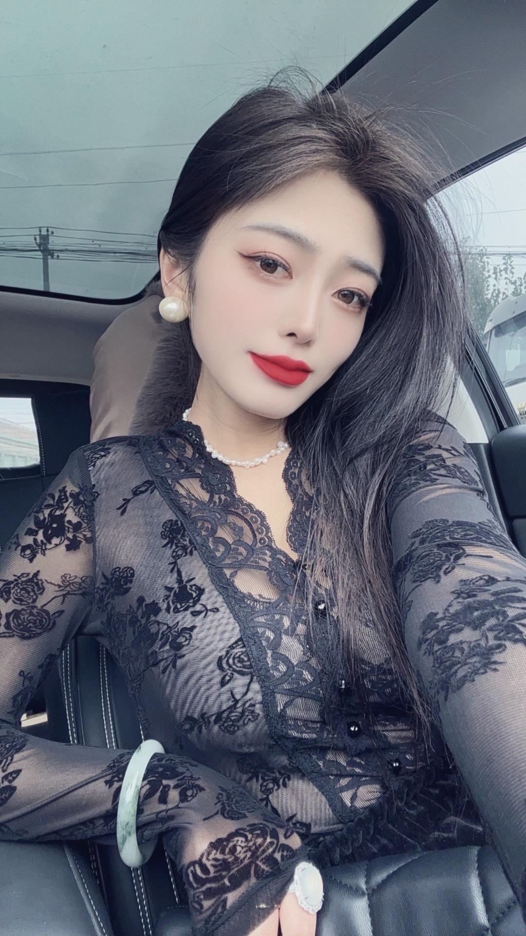 你好圣诞老人 我的愿望是 红票子 大房子 靓车子 帅凯子