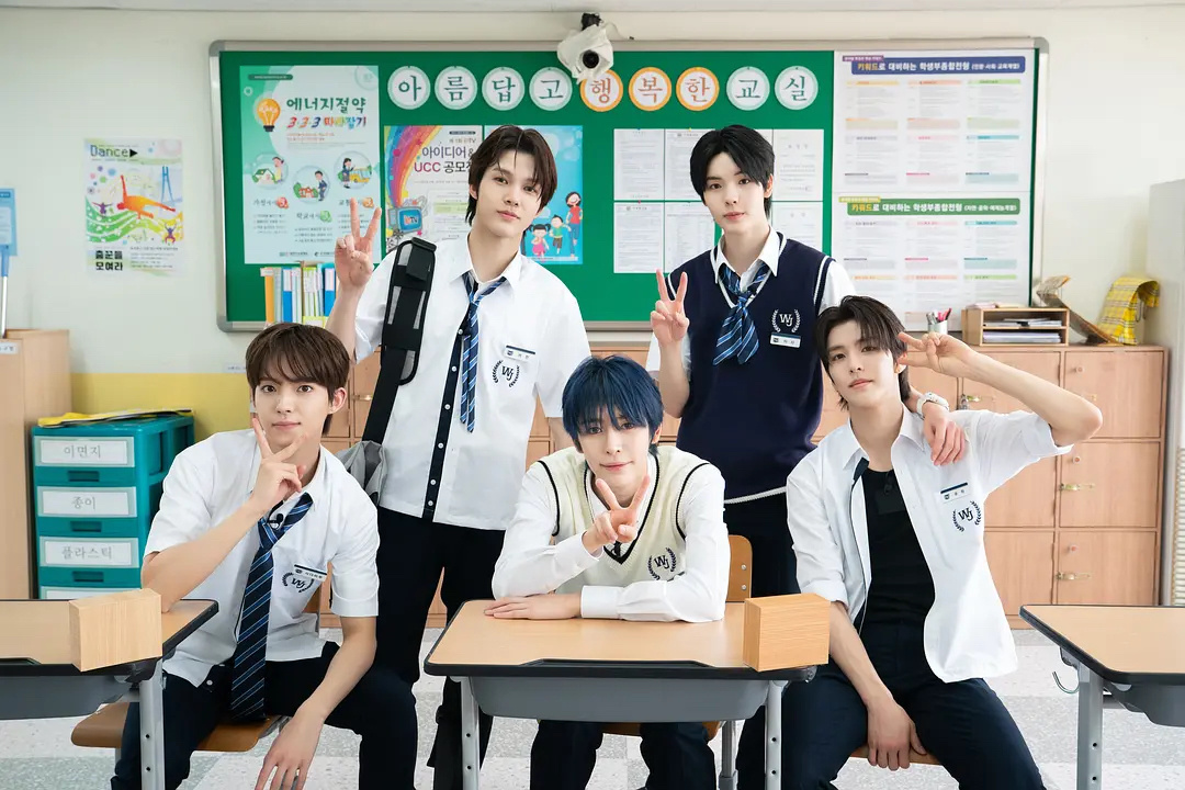 wvs更新smtr25团综请回答高中第一集预览剧照 