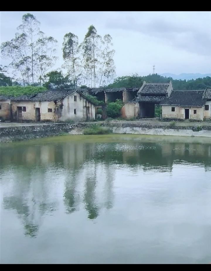 分享一下广东农村旧建筑图片，这里是我妈妈小时候住过的地方。