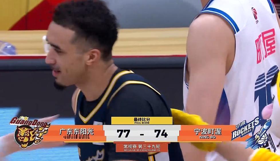 这么打多好？我就爱看这样的篮球。阵地战耐心寻找机会，节奏可快可慢，防守有针对性，