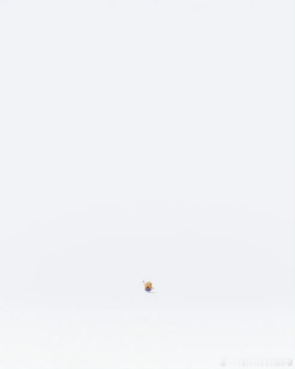 我不行了，这其实是《小黄人大脸萌3》的首张预告海报，好小一只 ✋春节档马上有戏